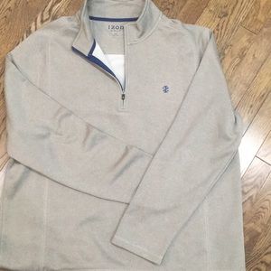 Men’s pullover golf shirt